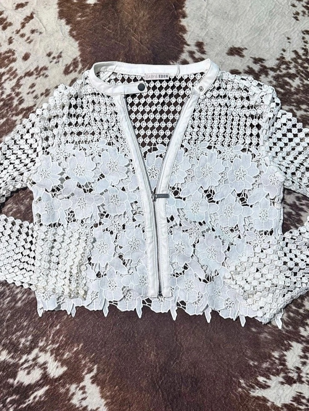 Gaby & Eden lace zip top